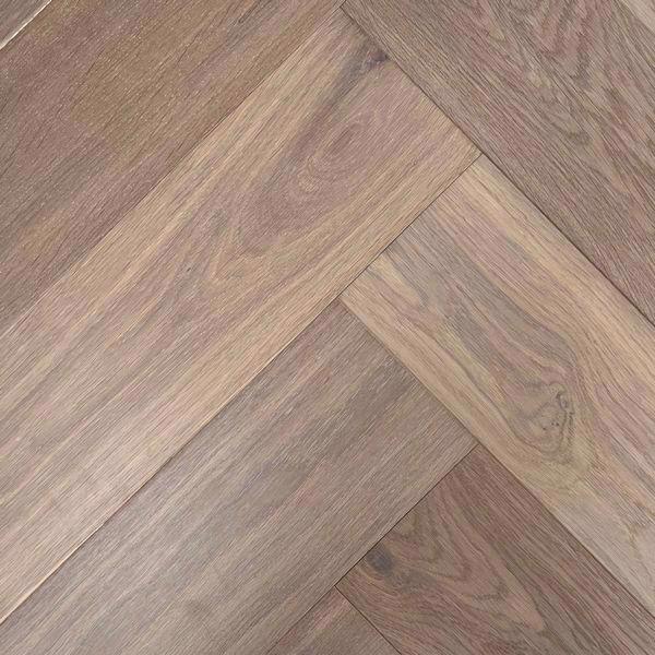 Engineered Oak flooring - Brushed, White-oiled , Herringbone Parquet
