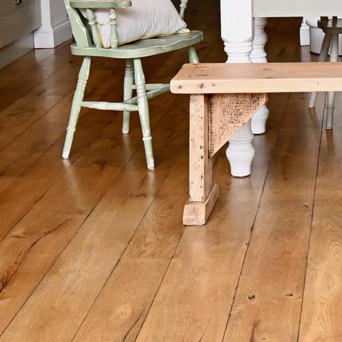 Engineered Oak flooring - Shustoke Farm Distressed