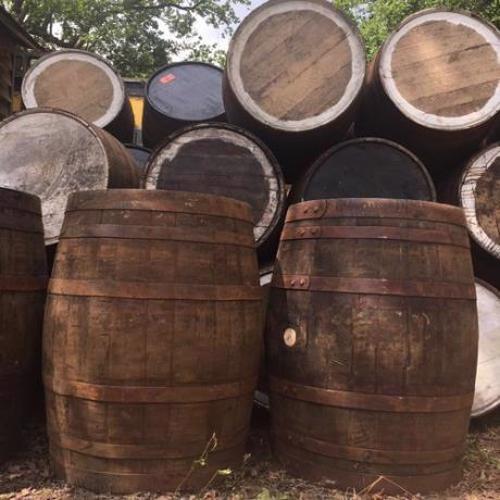 Weathered Oak Whiskey Hogs-Head Barrel - Weathered Oak Whiskey Hogs-Head Barrel