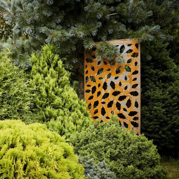 Garden screen