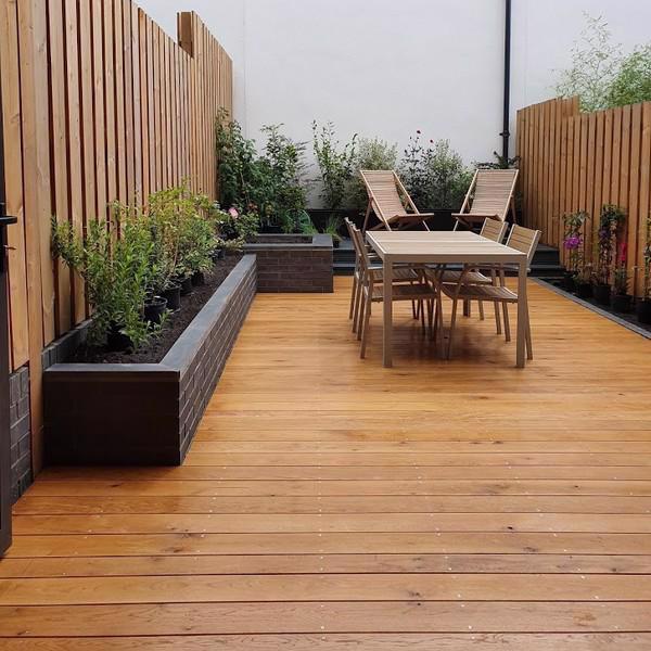 European Oak Decking Smooth - 85 x 22 mm