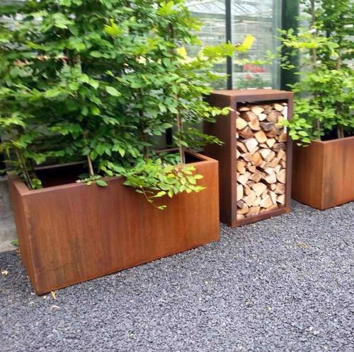 Hones Barrier Planter 25% - Round Wood Mayfield