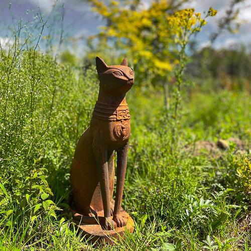 Large sales egyptian cat