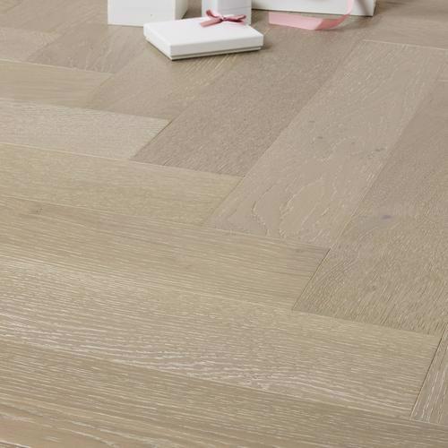 WITLEY Engineered Oak Herringbone flooring, Ice White Limed