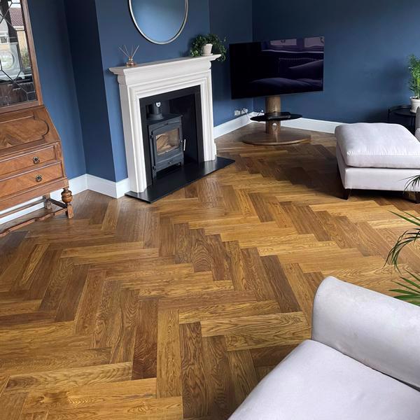 CHATSWORTH Engineered Oak Herringbone flooring, UV Oiled