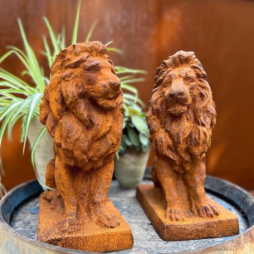 Cast Iron Noble Lions - Pair