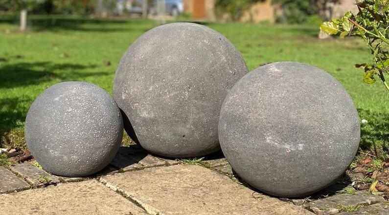 Old Ironstone Ball