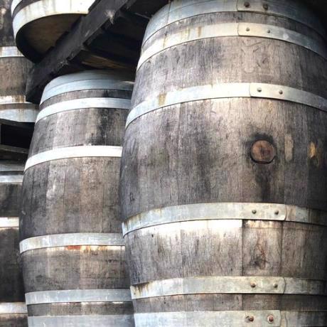 Weathered Oak Quarter Cask Whisky Barrel